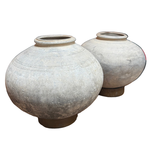 Large Mud Pot w/ Base