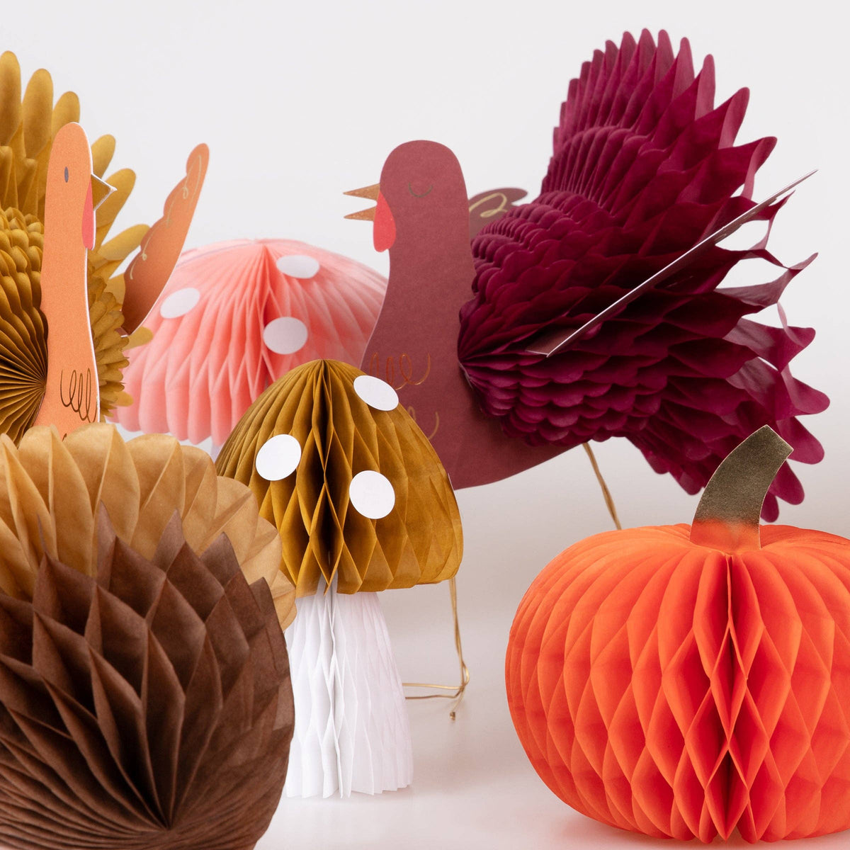 Thanksgiving Honeycomb Decoration