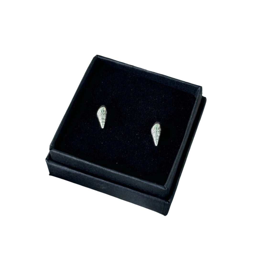 Cone Shell Studs