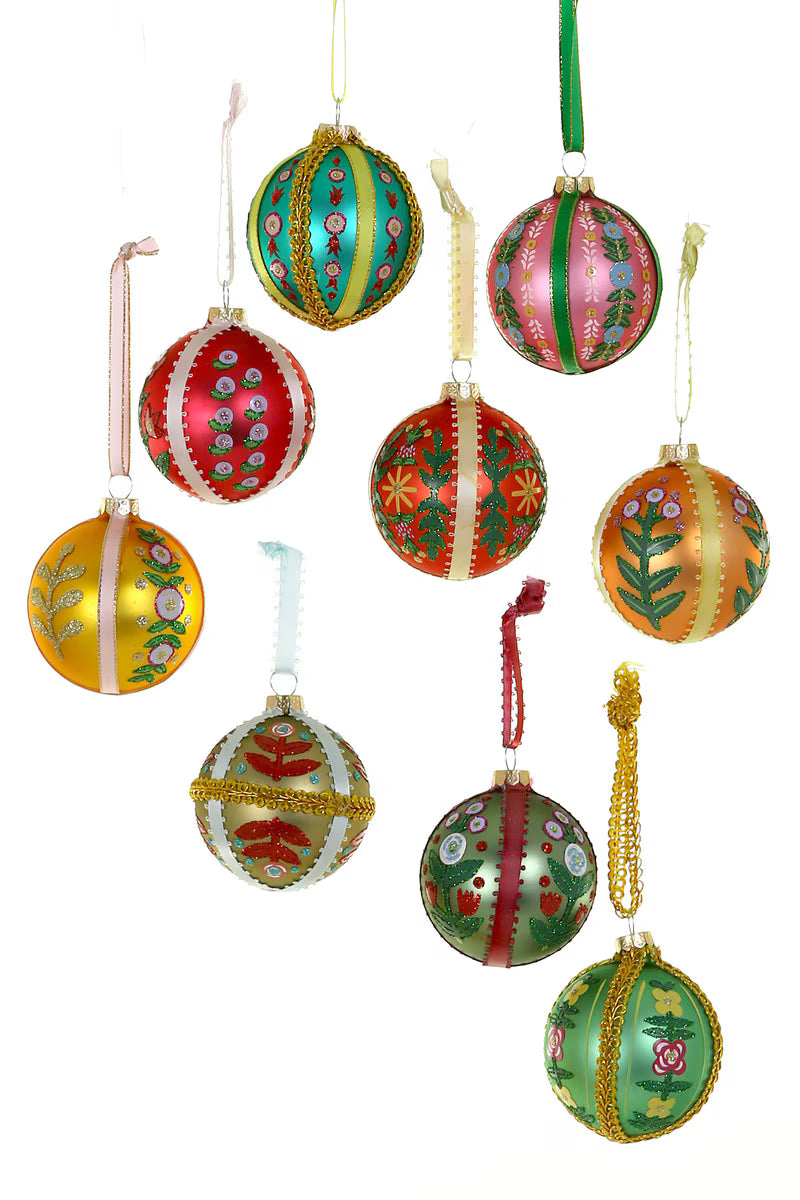 Country Cottage Bauble