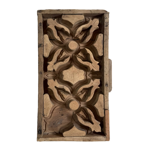 Bleached Concrete Mold