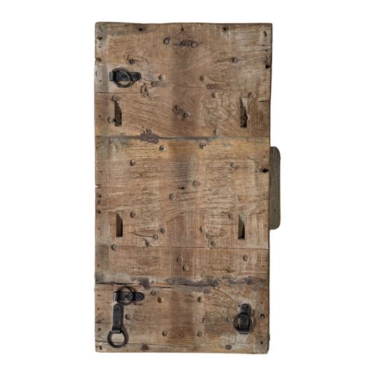 Bleached Concrete Mold