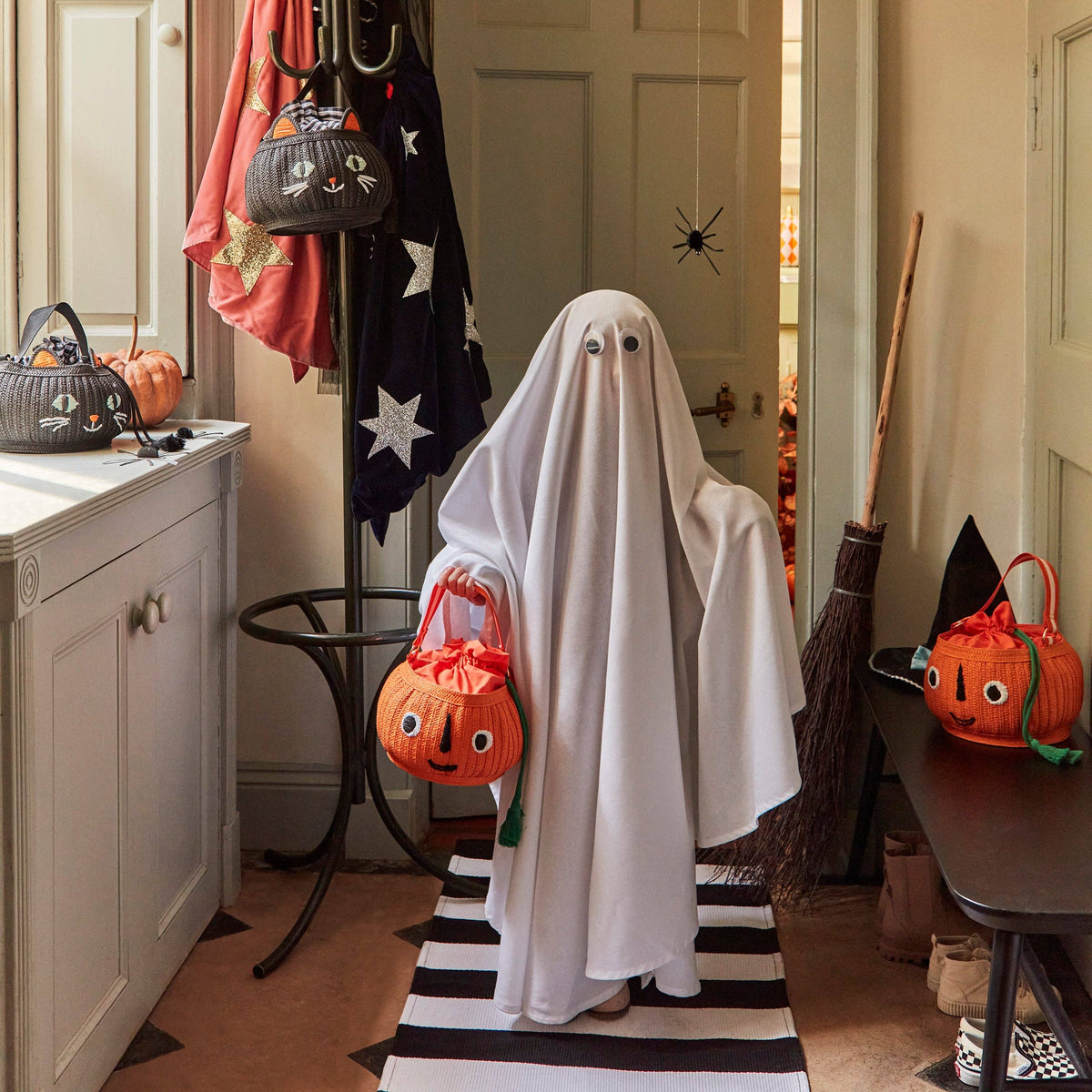 Trick-or-Treat Pumpkin Bag