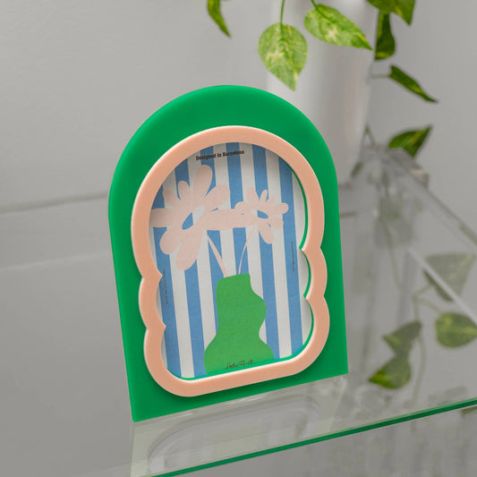 Vertex Photo Frame